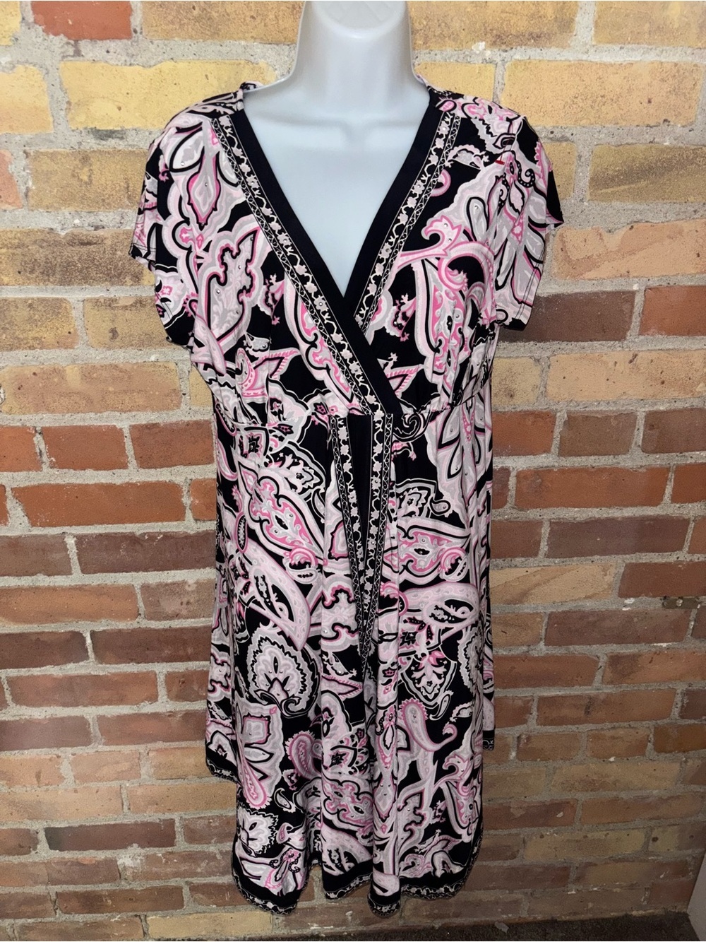 INC International Concepts Y2k Style Pink Black Paisley Wrap Top Jewel Accents